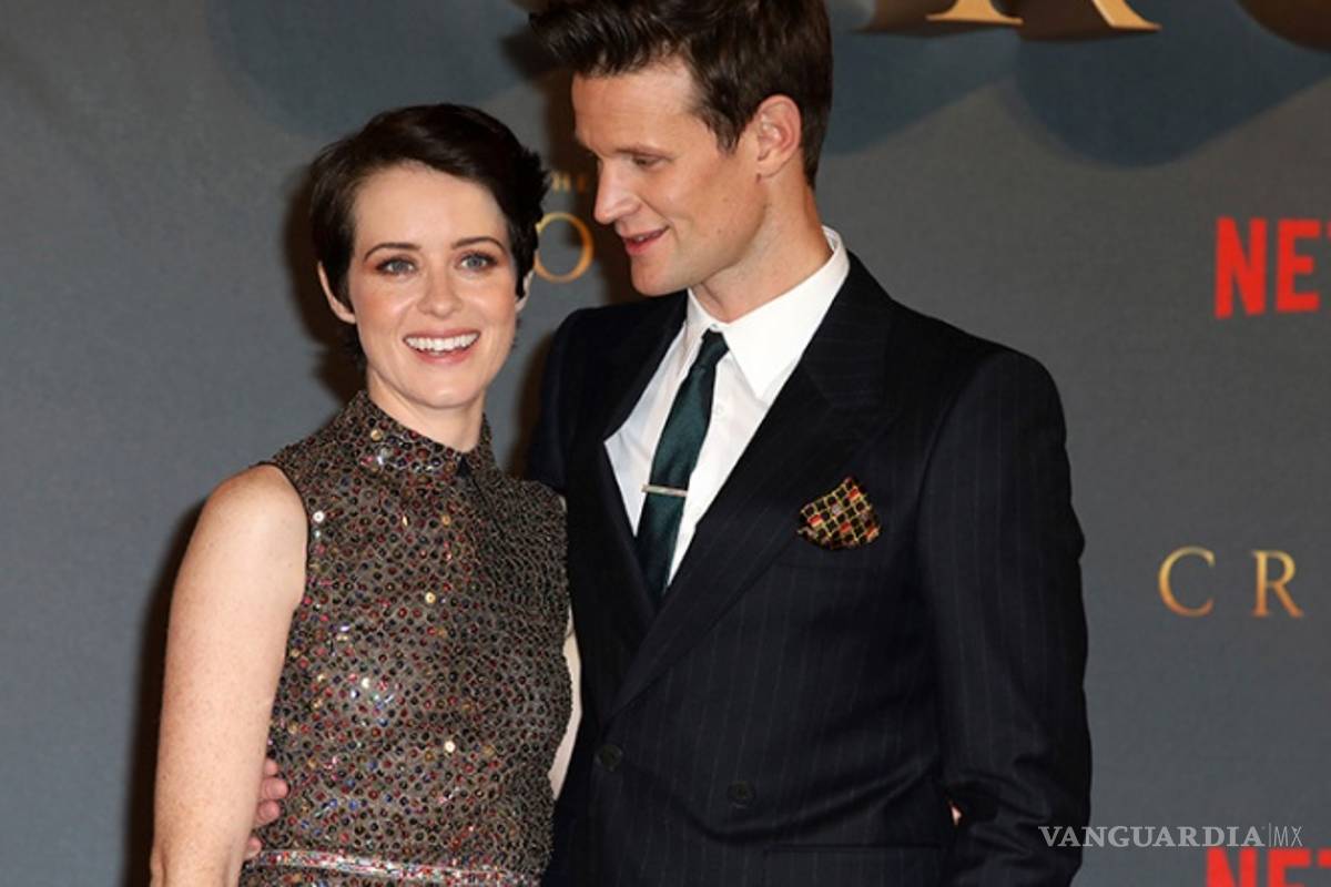 Productores de 'The Crown' se disculpan por disparidad salarial