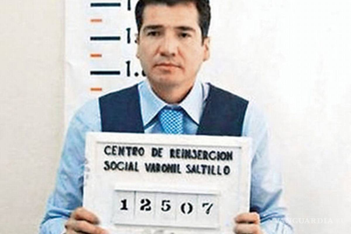 $!Diez gobernadores pactaron en mansión de ‘El Dragón’ candidatura de Peña Nieto: periodista