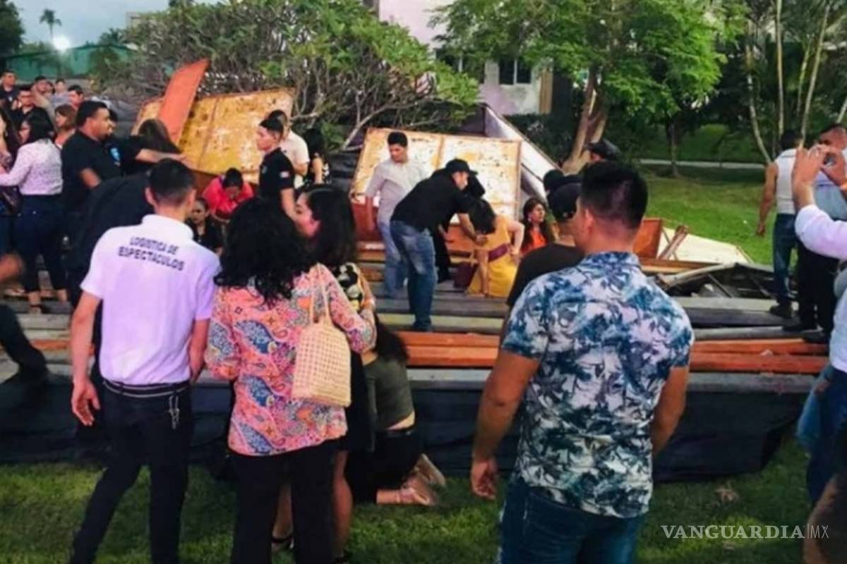 VIDEO Colapsan gradas en concierto de Yuridia, hay decenas de heridos