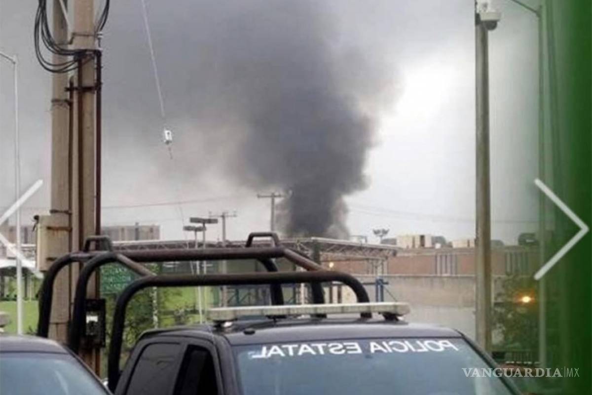 Continúa la movilización en el Penal de Cadereyta; reportan disparos y explosiones
