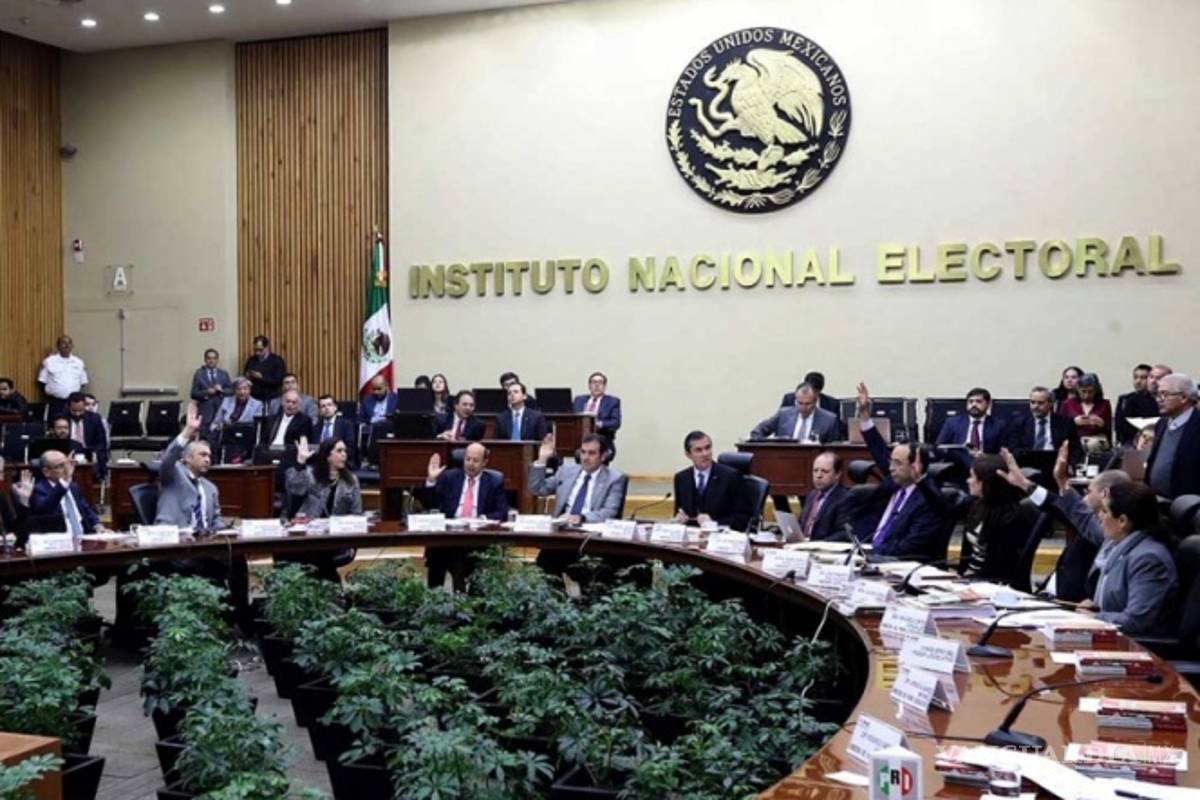INE planea que presidenciables debatan 3 veces