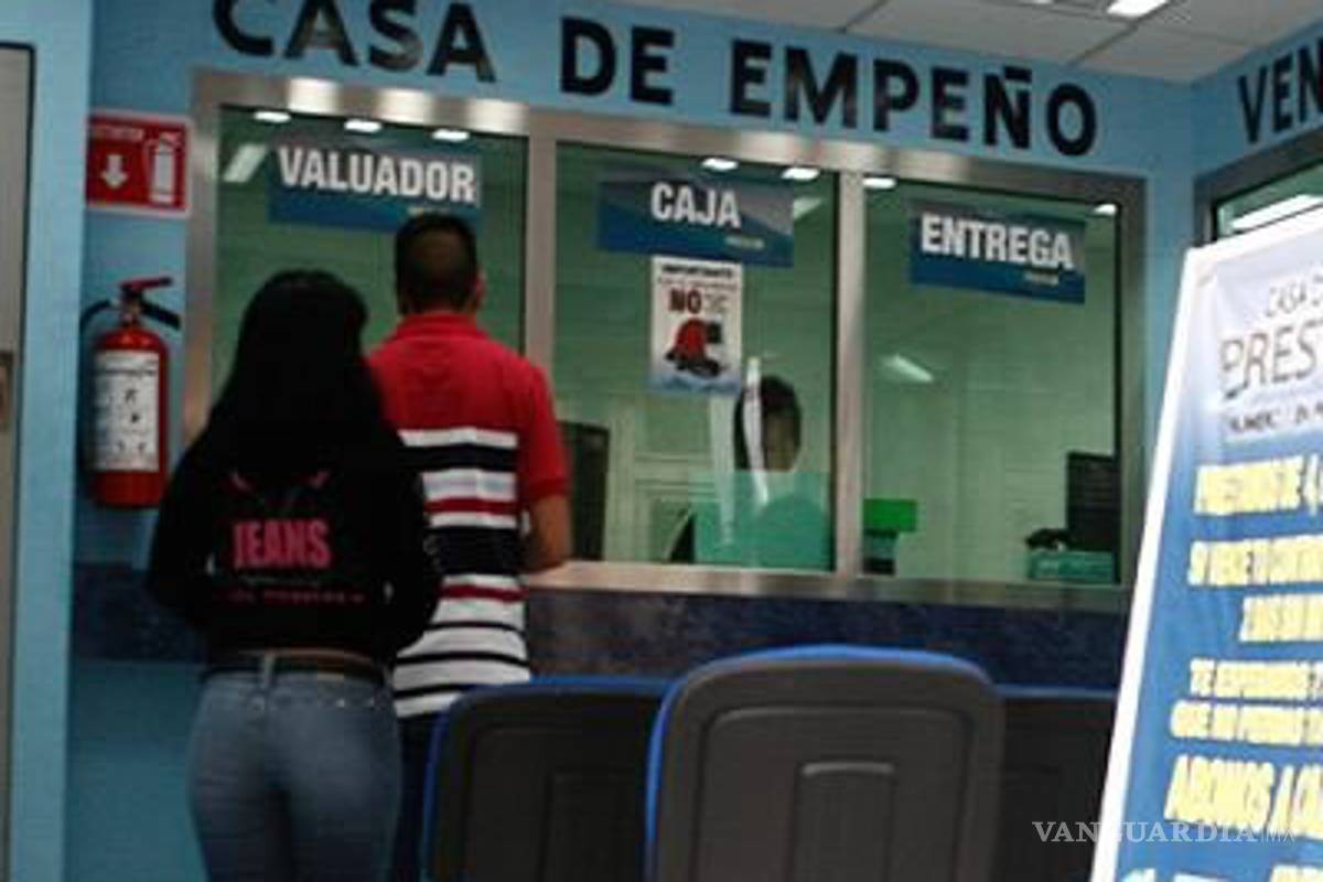 Mexicanos empeñan sus bienes para aguantar atípica cuesta de enero