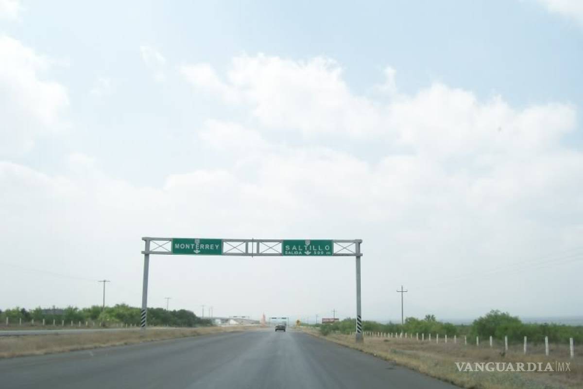 Congreso de Coahuila pide a SCT obligar a empresa a reparar autopista Sal-Mon