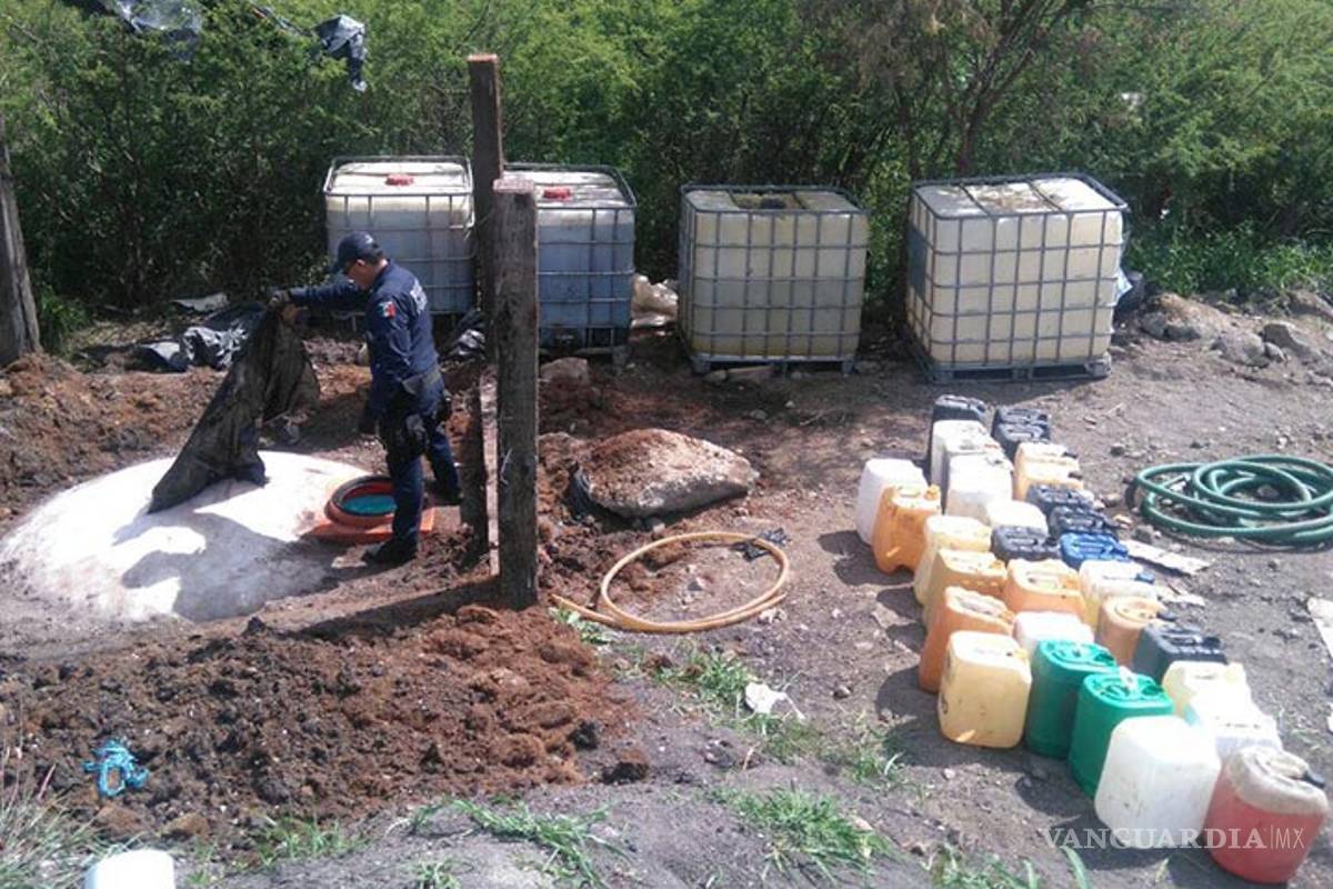 Encuentran enterrada una cisterna con 10 mil litros de combustible en Guanajuato