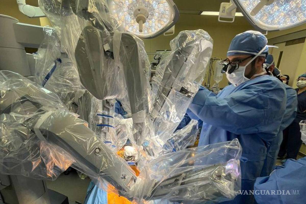 Se realiza por primera vez en México cirugía robótica de corazón de la válvula mitral