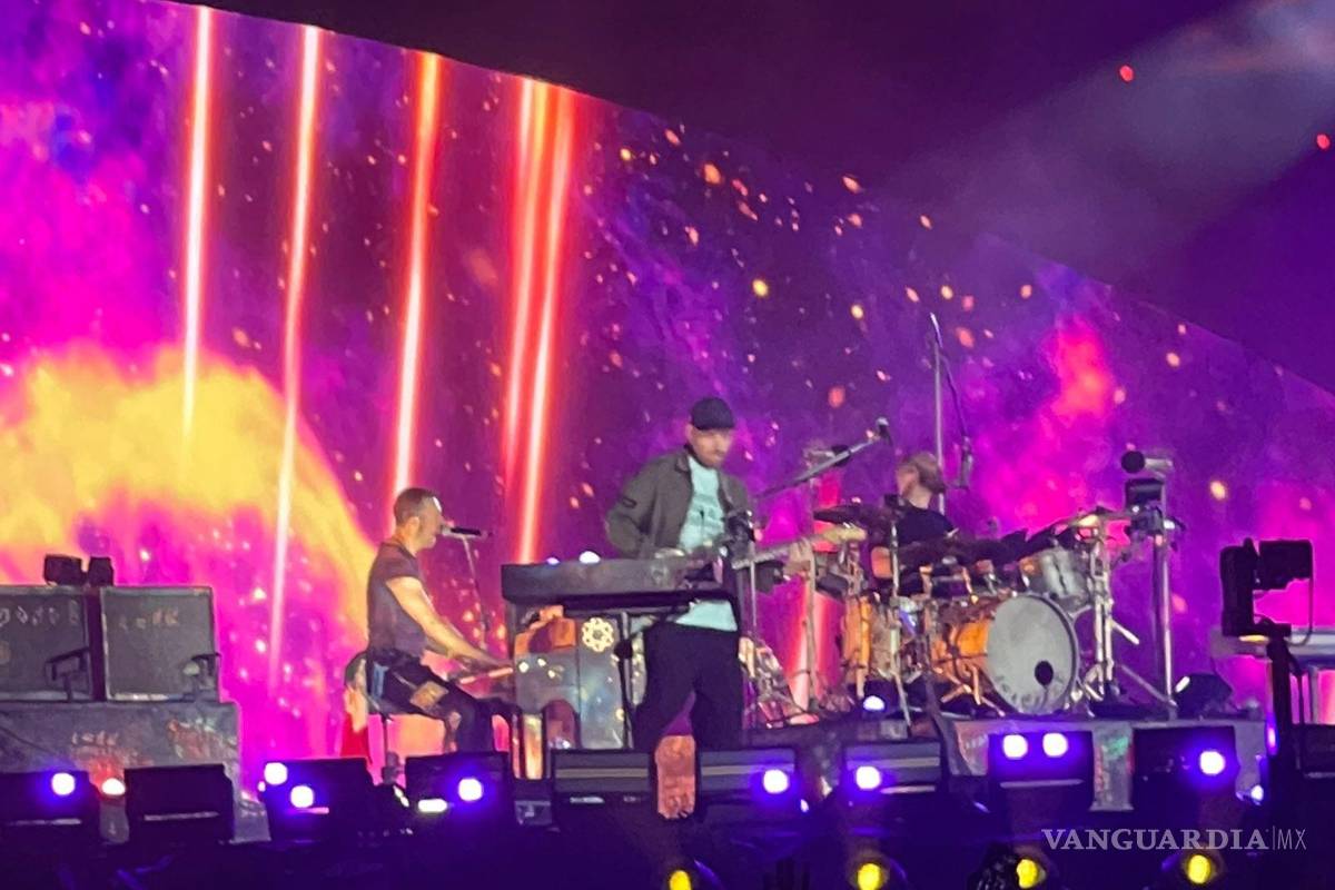 Tapetes kinéticos, bicicletas fijas y cero plástico, así vivieron los saltillenses el concierto de Coldplay