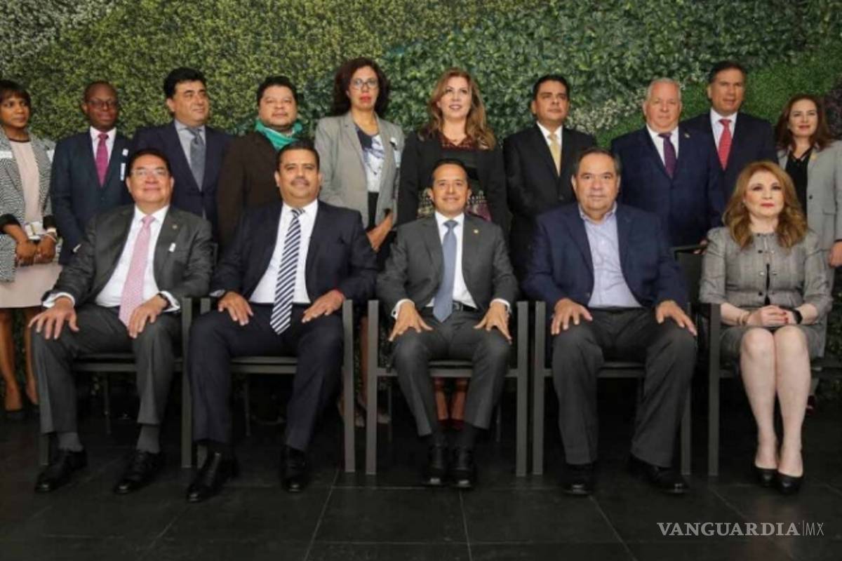 López Obrador ofreció misma línea para negociar TLCAN: empresarios