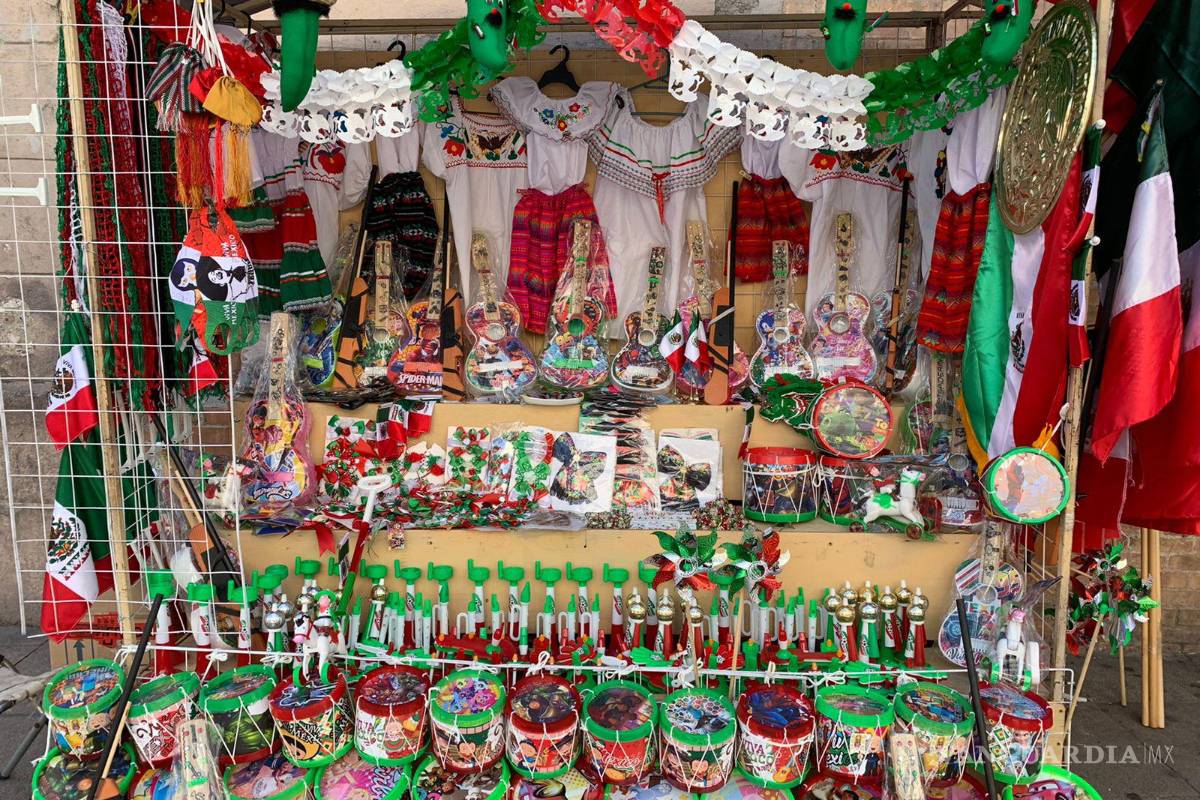 Saltillo gasta tres veces más en decoración navideña y de Halloween que en Fiestas Patrias