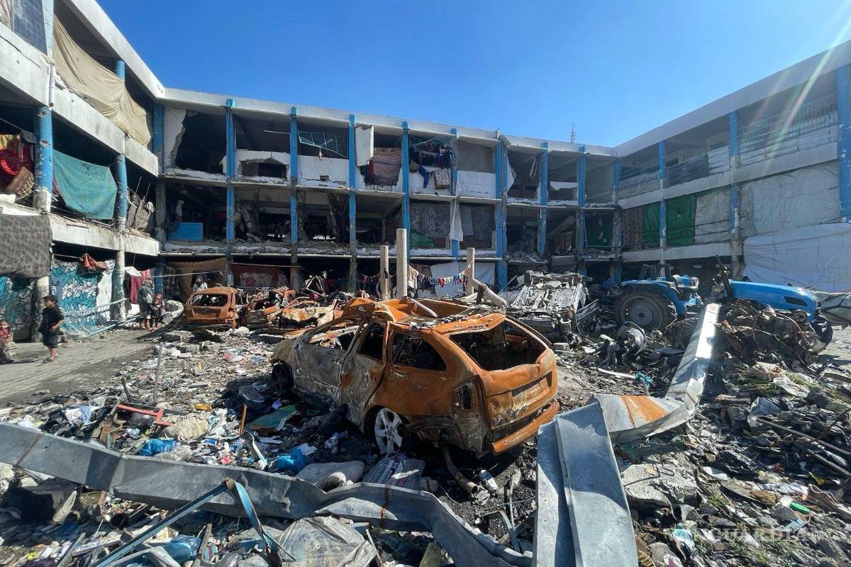 49 muertos dejan bombardeos israelíes a escuelas refugios en Gaza