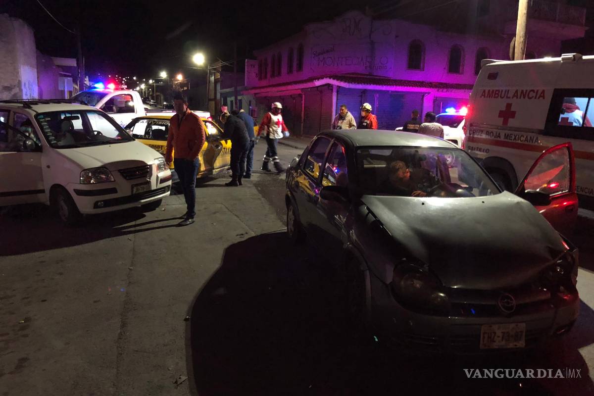 Joven ebrio ocasiona accidente por no respetar señalamiento