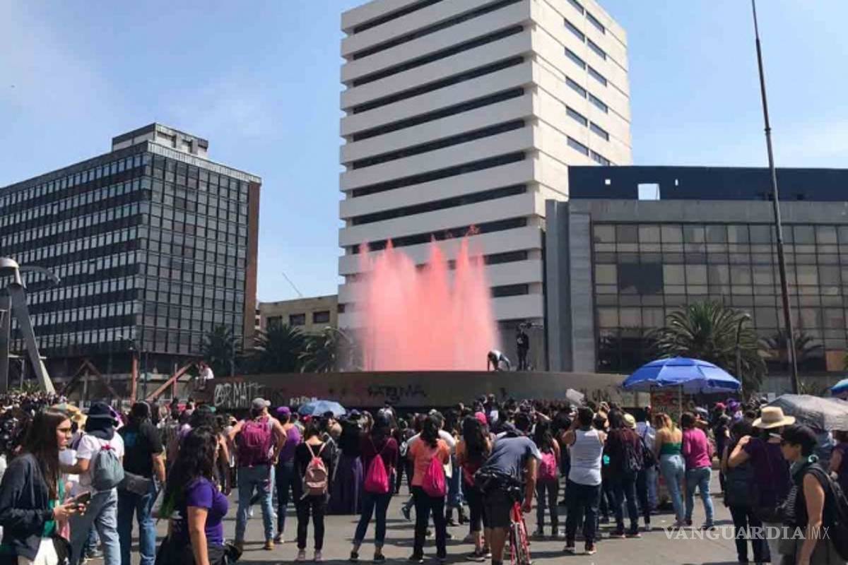 En el 8M mujeres periodistas protestan contra desigualdad