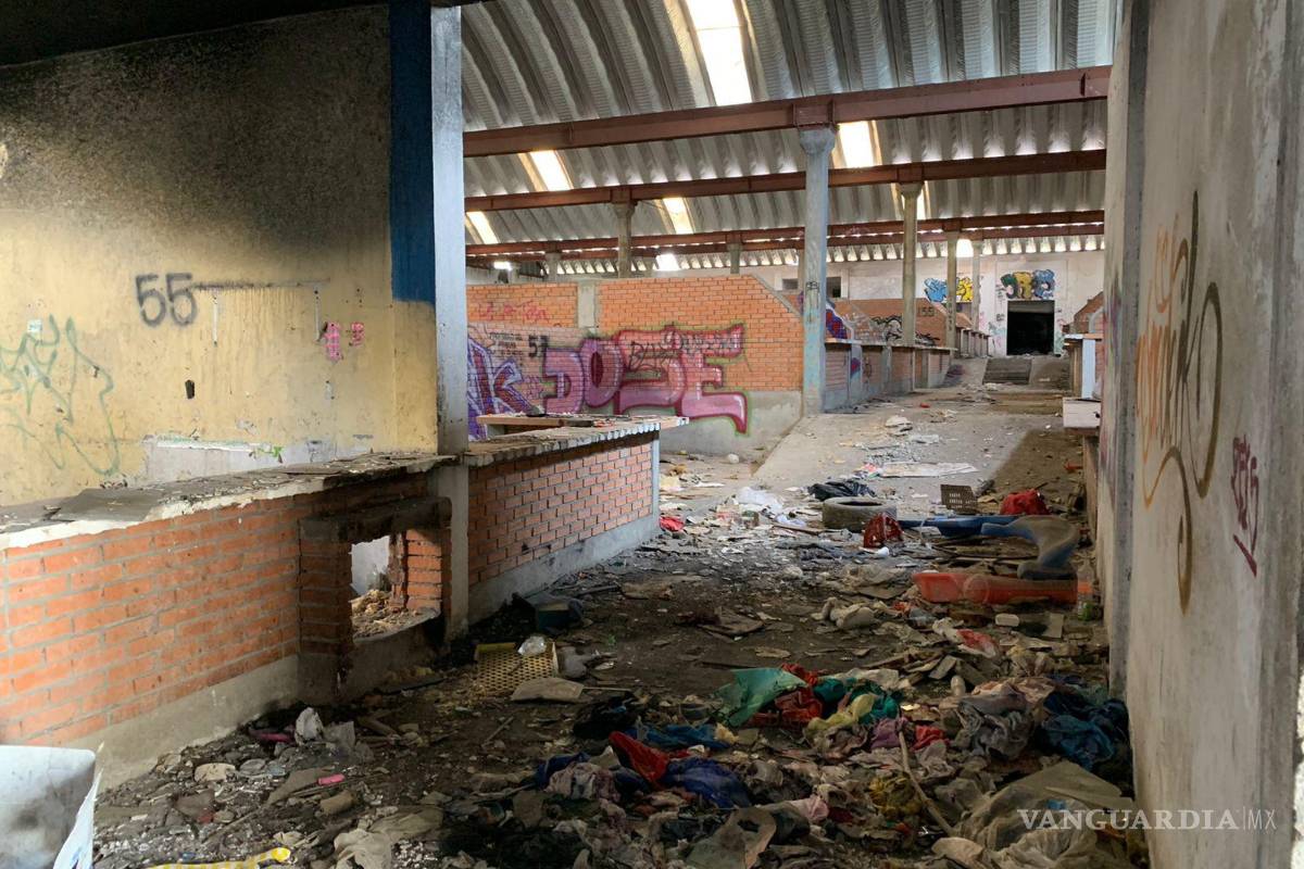 Antiguo Mercado del Ojo de Agua de Saltillo es convertido en guarida para vándalos y drogadictos