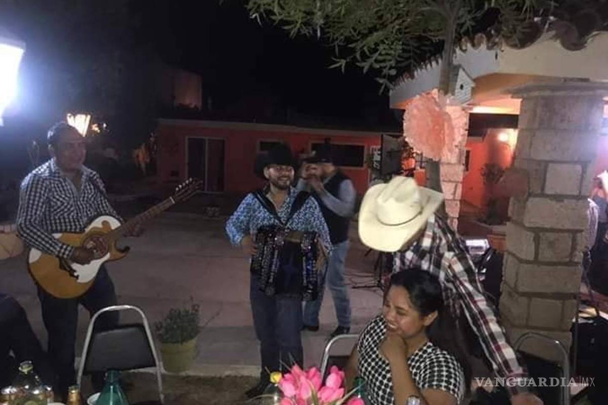 Denuncian presunta fiesta de regidora de General Cepeda