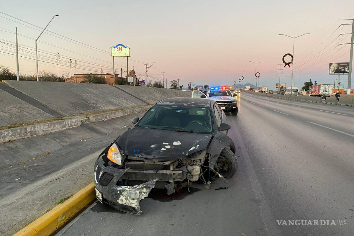 Accidentes en bulevar Fundadores de Saltillo provocan caos y cierre de ambos sentidos