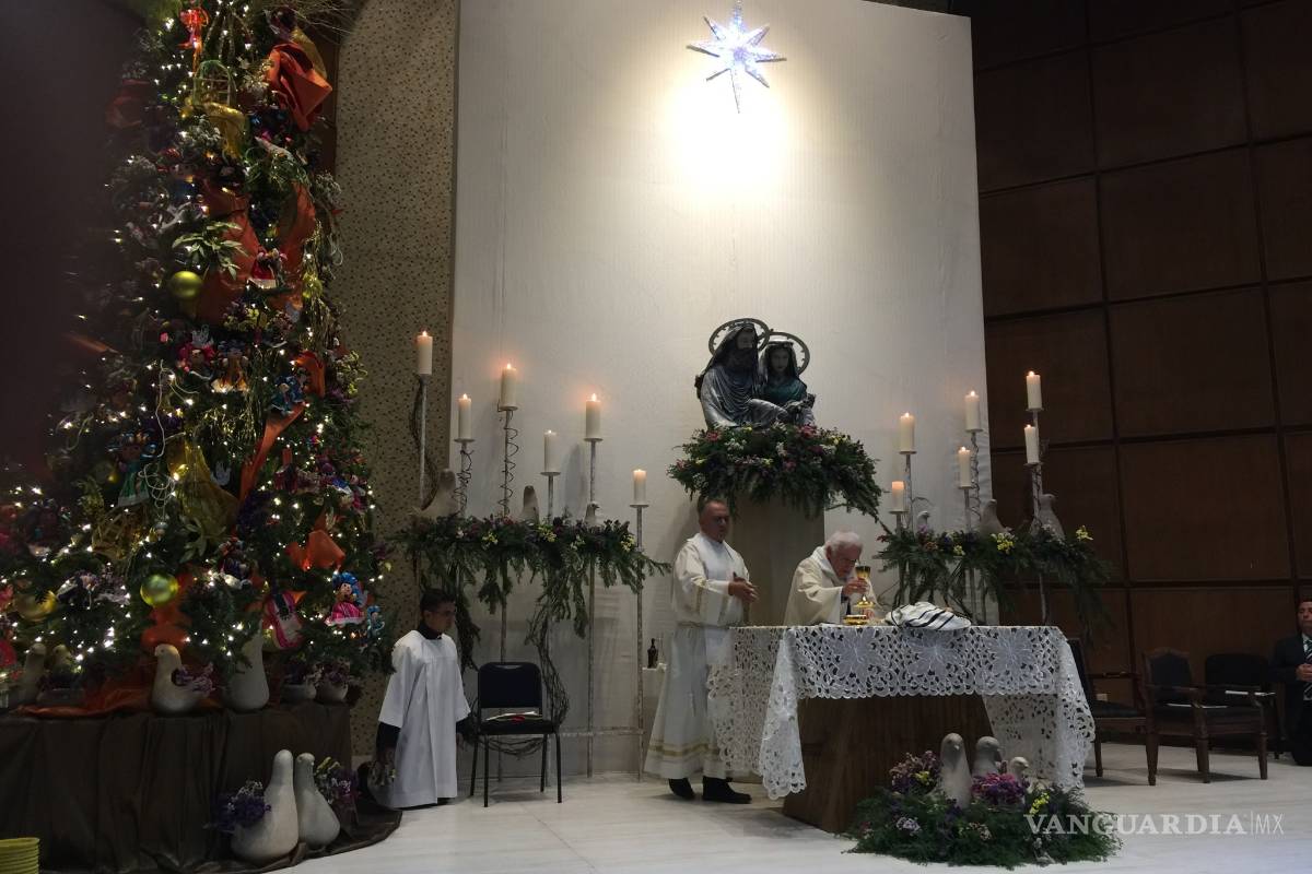 Obispo Vera López, sin mencionar un nombre, denuncia la administración de Moreira en homilía de Noche Buena y demanda no vivir en silencio