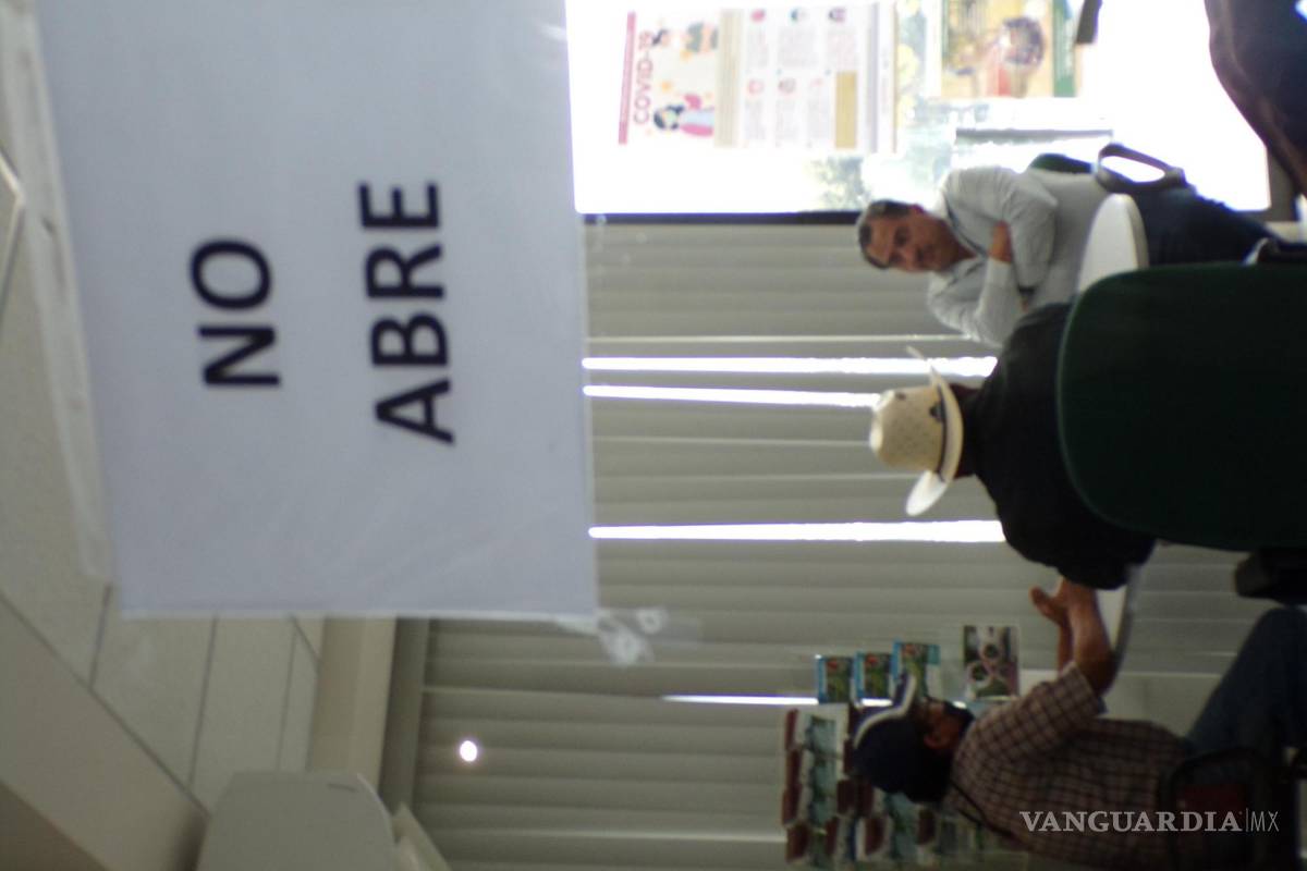 Campesinos toman la FND, exigen entrega de crédito