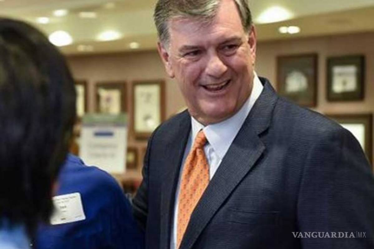 Alcalde de Dallas urge a Trump crear comisión para atender masacres