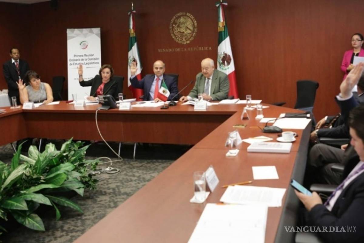 Busca Senado dar mismos derechos en salud a parejas gay