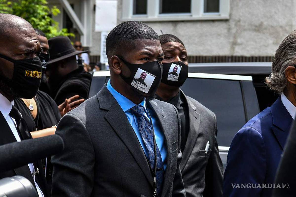 $!Así iniciaron hoy los funerales de George Floyd