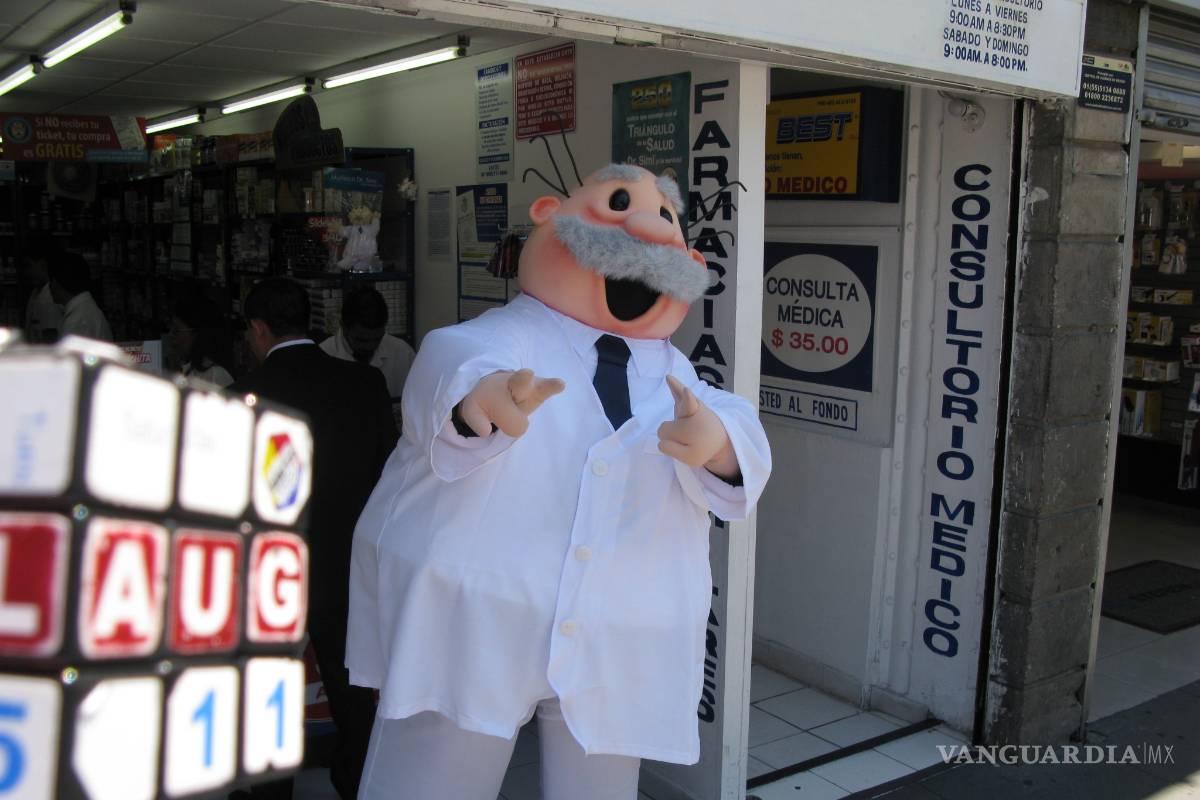 Gana más una botarga del Dr. Simi que un ingeniero