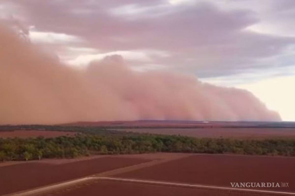 Captan enorme tormenta de arena en Australia