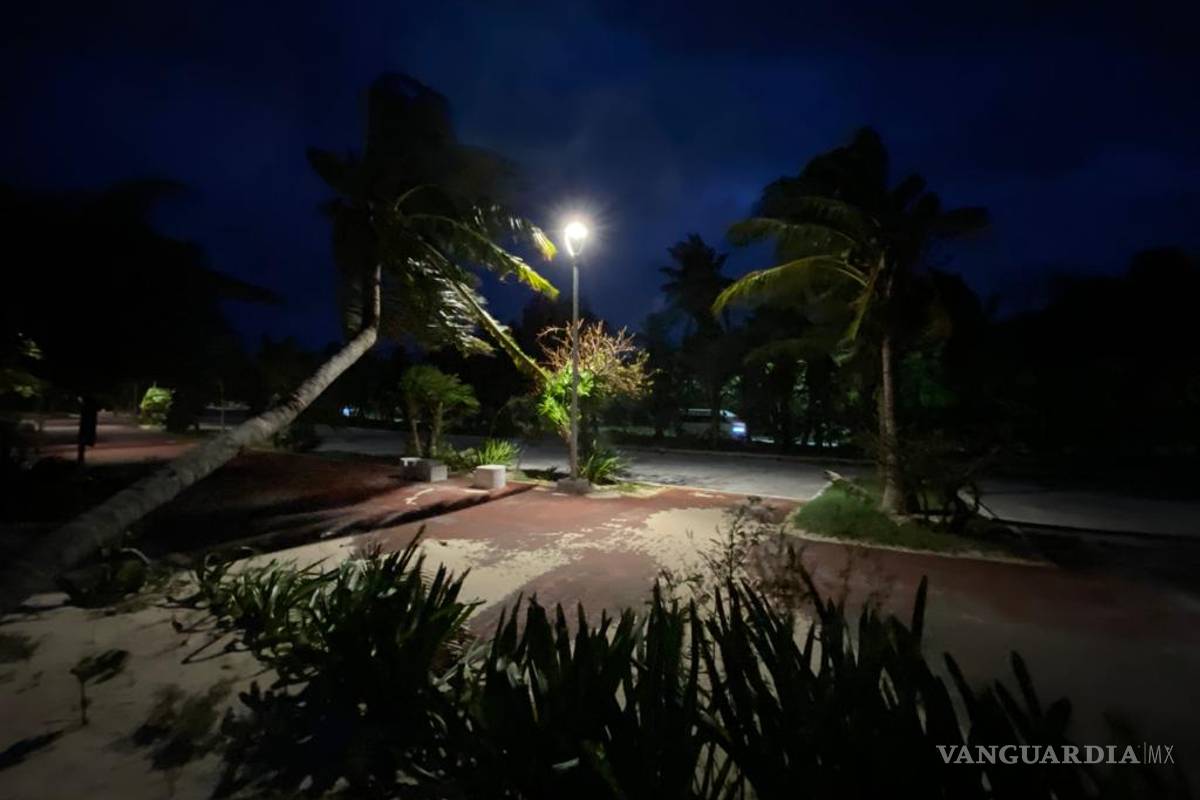 Impactantes escenas del huracán Zeta que ya tocó tierra en Cozumel, Quintana Roo