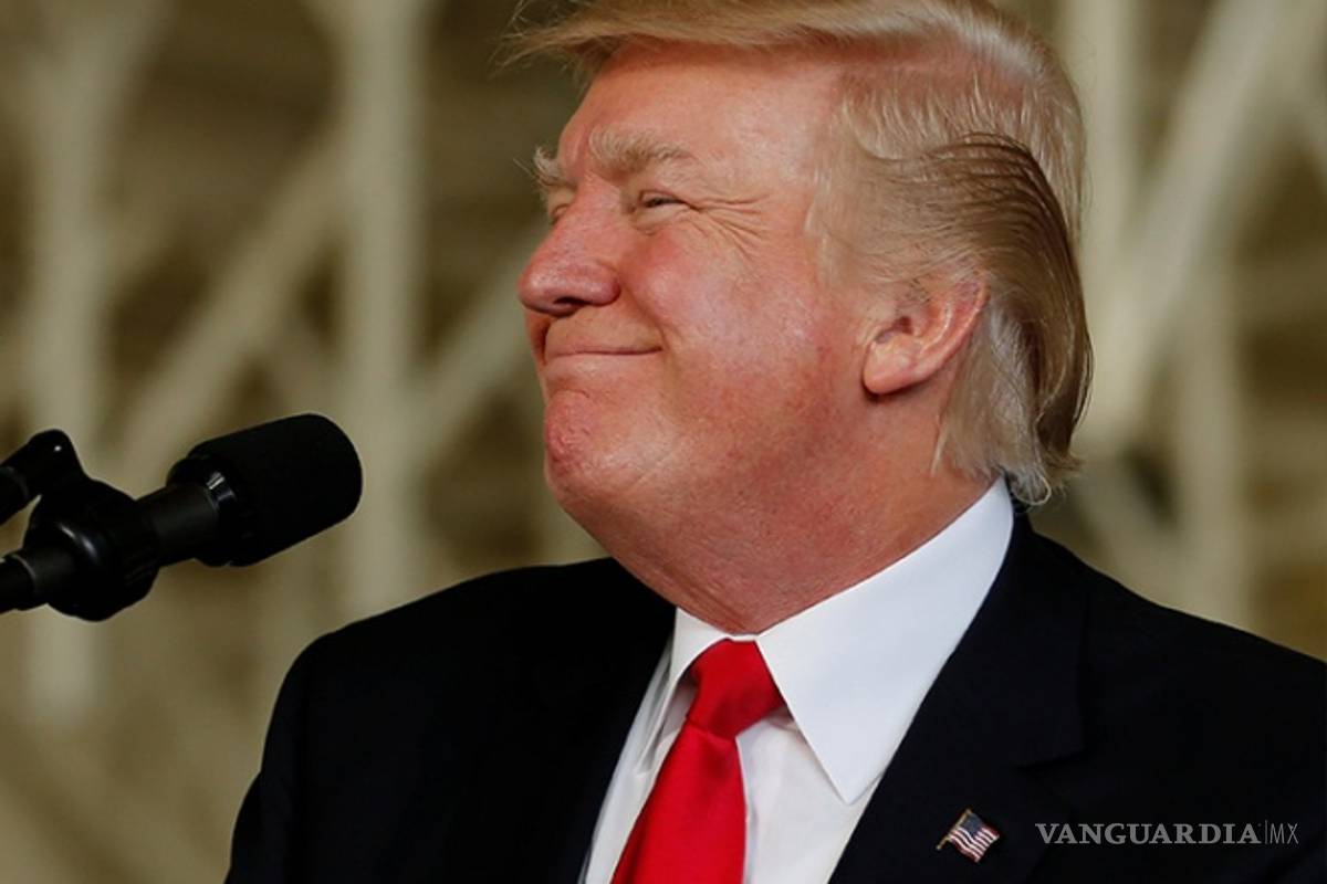 Trump cancela aumentos a trabajadores federales