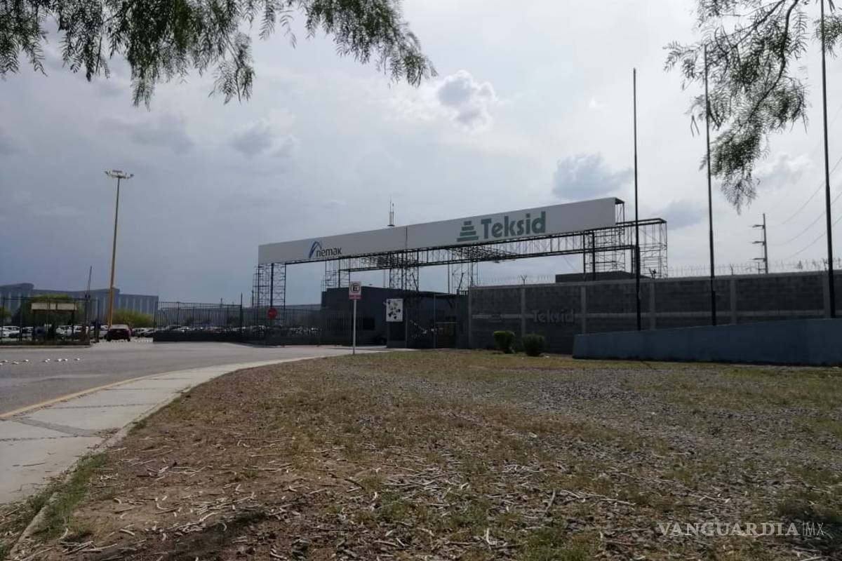 Sindicato de Gomez Urrutia se compromete a apoyar a trabajadores de Teksid y reintegrar a los despedidos