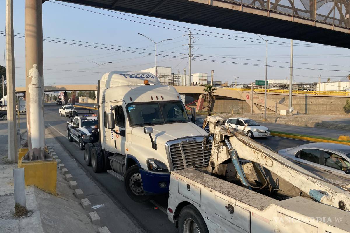 Recuperan tráiler robado en Ramos Arizpe
