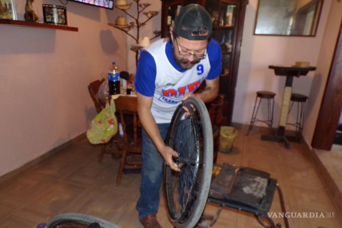 Un saltillense con temple de acero; juega básquet para Transformers y quiere seguir anotando