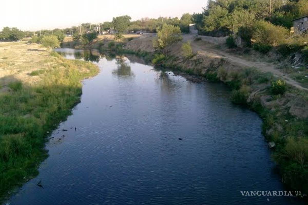 Acusan de contaminación a concesionaria de planta de aguas residuales en Acuña