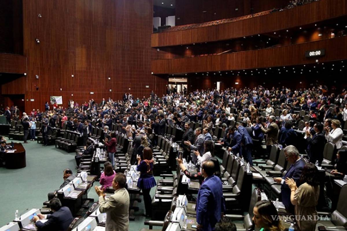 Amenazan a fotógrafo de Excélsior por tomar fotos en la Cámara de Diputados