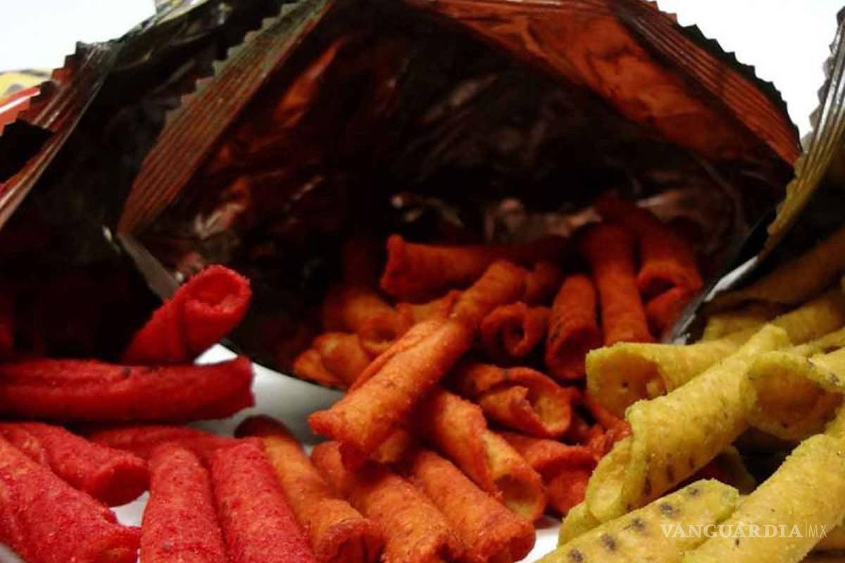 ¿Takis, Cheetos o Doritos?... esta es la lista negra de las ‘papitas’ más dañinas, según Profeco