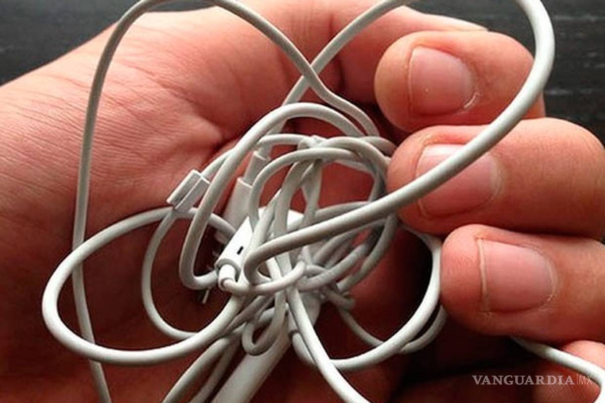 ¿Por qué se enredan los audífonos?, consejos para evitar este problema