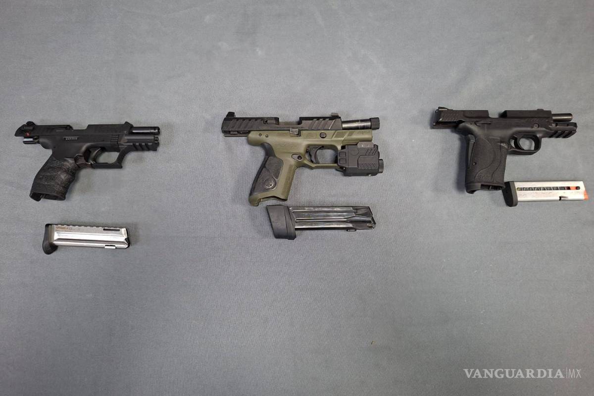 Decomisa FGR en Nuevo León 12 kilos de droga y más de 106 litros de hidrocarburo, solo en octubre 2025