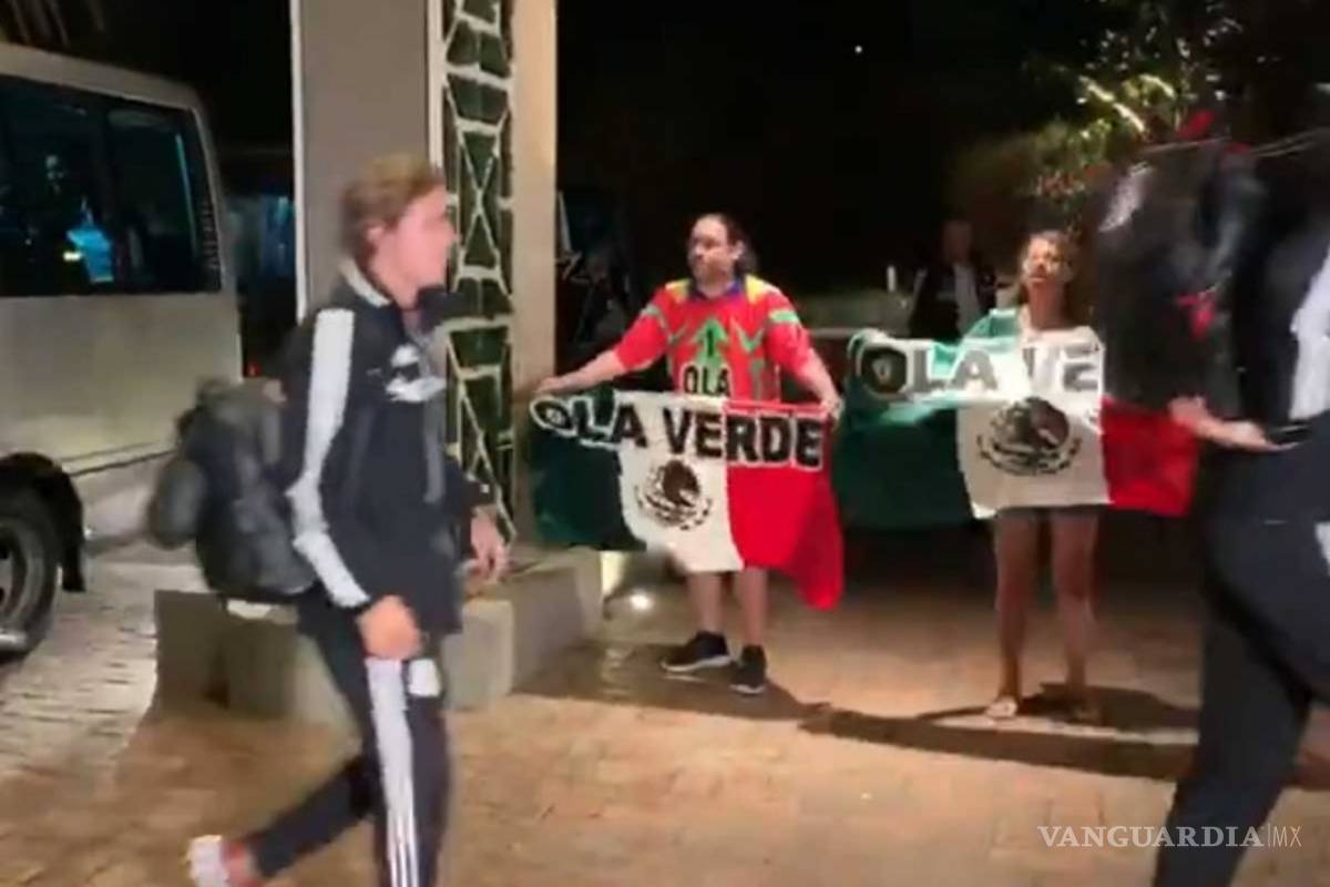 Selección Mexicana se vuelve viral por su desprecio a 2 fans