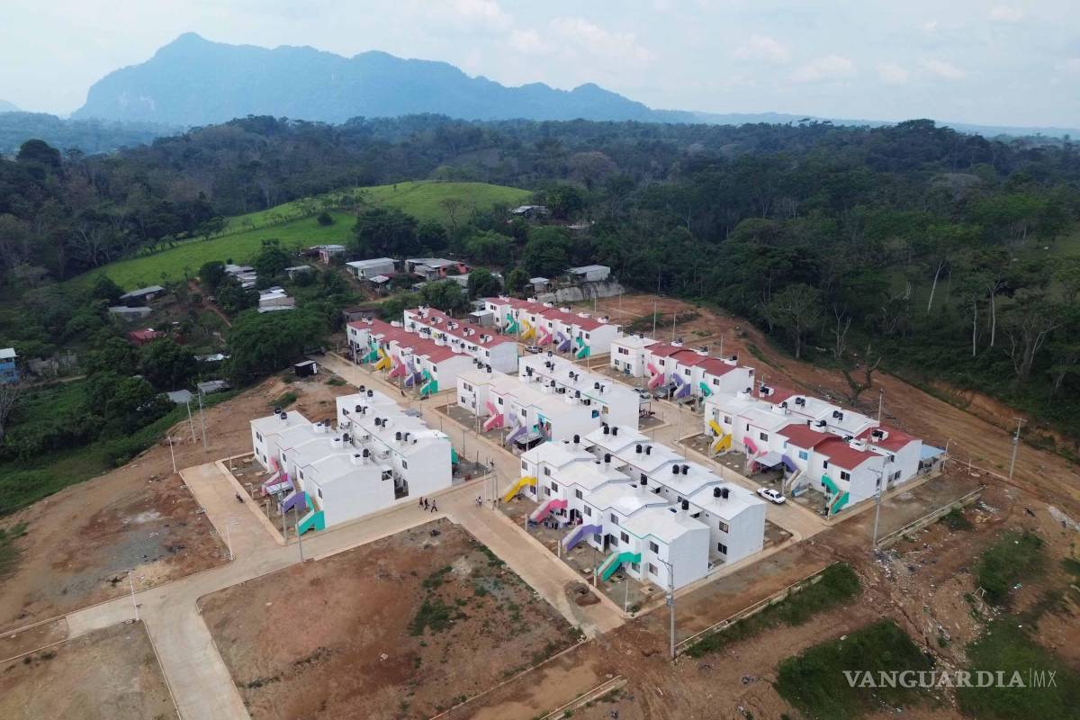 Desplazados por el Tren Interoceánico exigen hogar digno