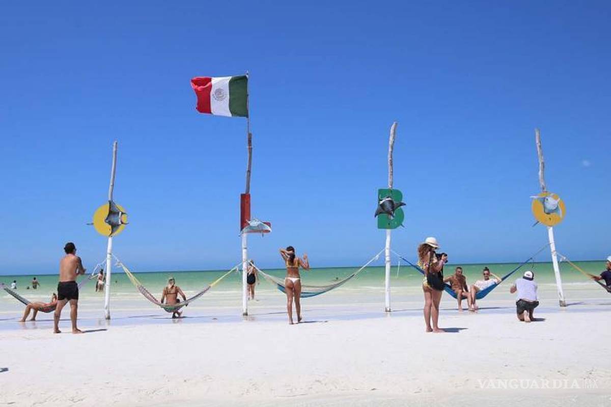 Confirma SECTUR que tras reunión con AMLO se cancelarán los tres puentes largos establecidos en la Ley Federal de Trabajo