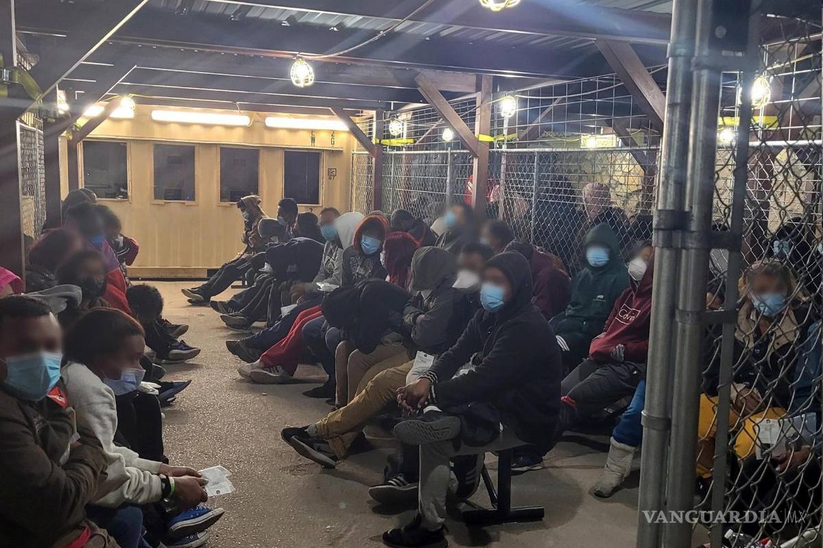 Estremece a EU oleada migrante