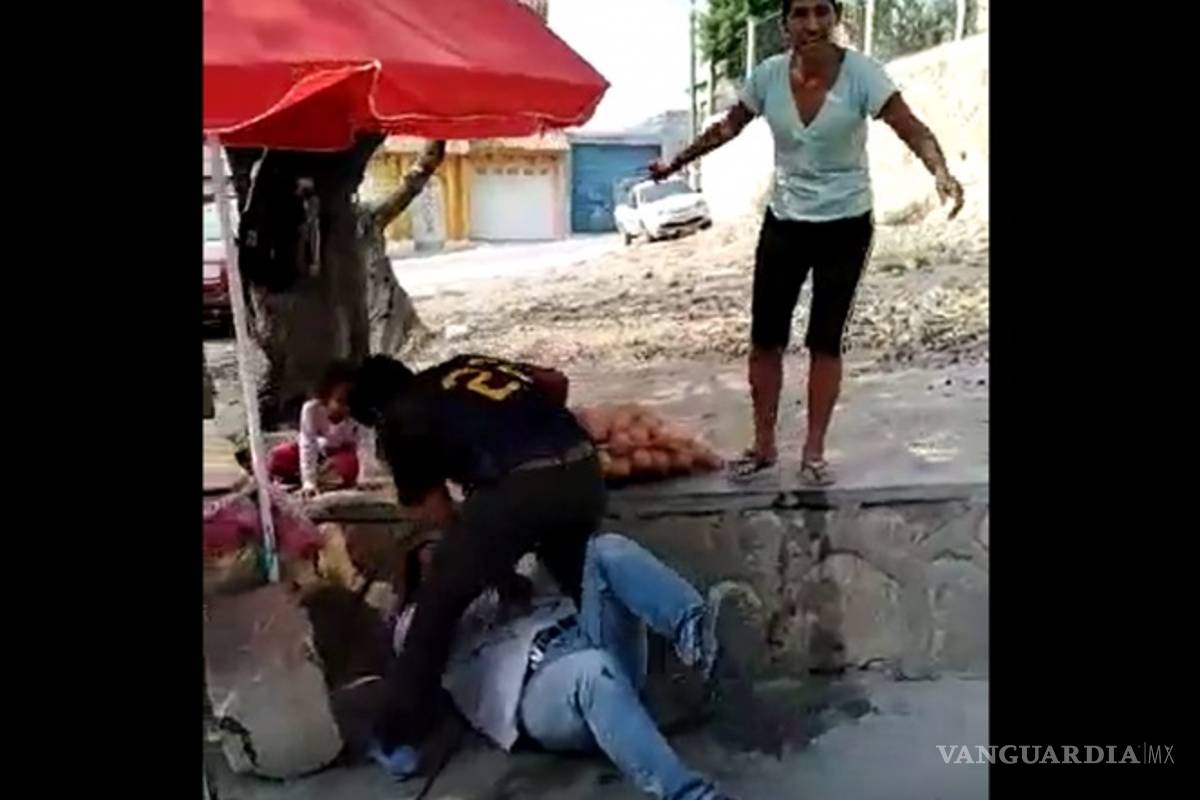 Migrantes hondureños golpean a familia mexicana en Chiapas