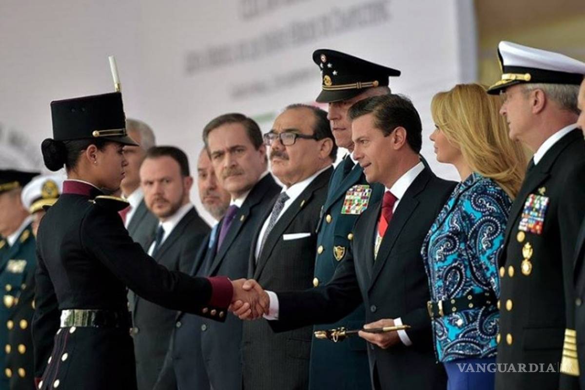 Peña Nieto reconoce labor de Fuerzas Armadas tras sismo