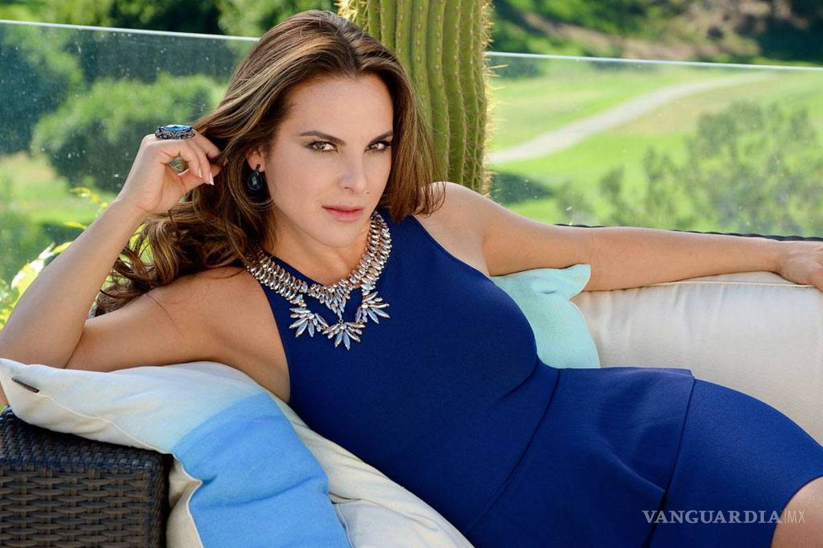 Kate del Castillo celebra su regreso a México... con portada para Playboy