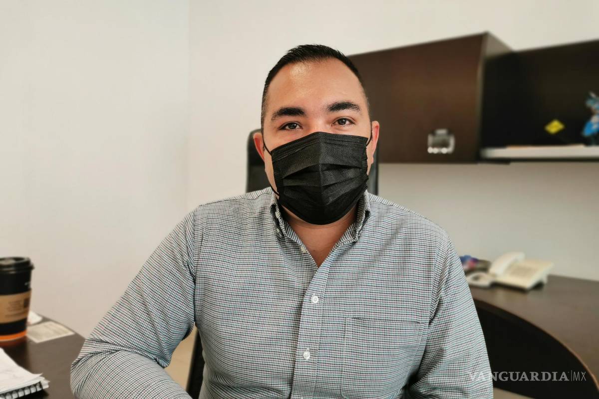 Van por taxistas abusivos,dice Director de Transporte