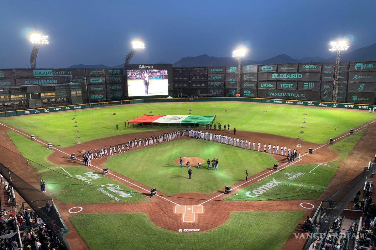 ¡A reventar! La Fuerza Verde hace vibrar el Madero en el debut en casa de Saraperos