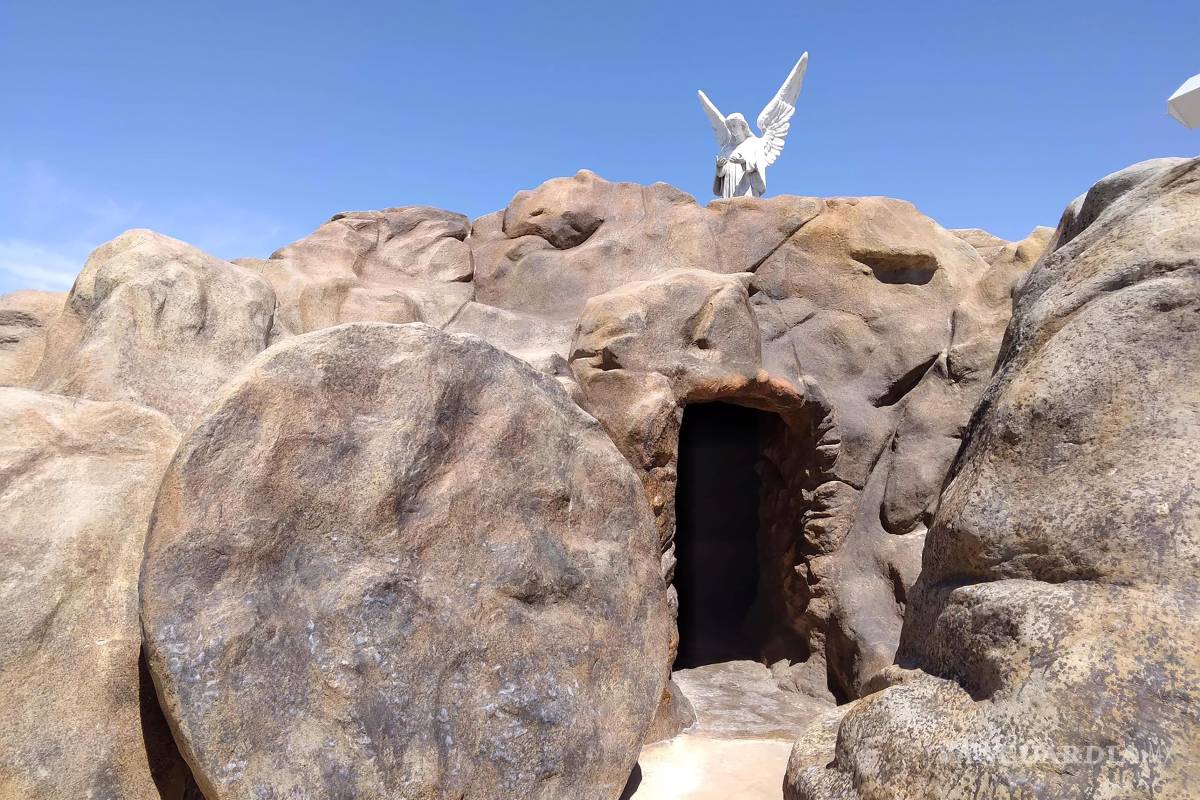 $!“Los restos encontrados en su sepultura muestran que los huesos de las manos no estaban atravesados ni rotos” , dice Juan Chapa Prado.