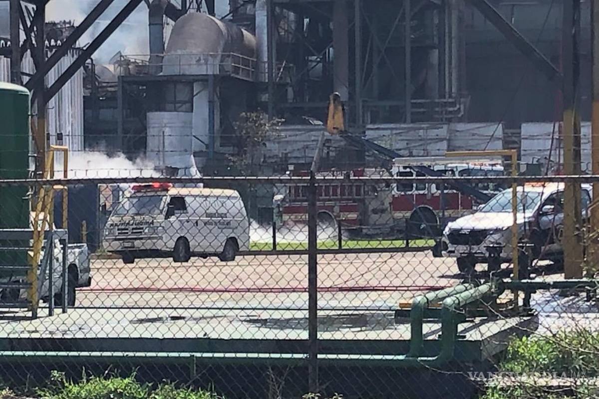Accidente en Tupy Saltillo deja varios lesionados; evacuan a casi 2 mil empleados por incendio