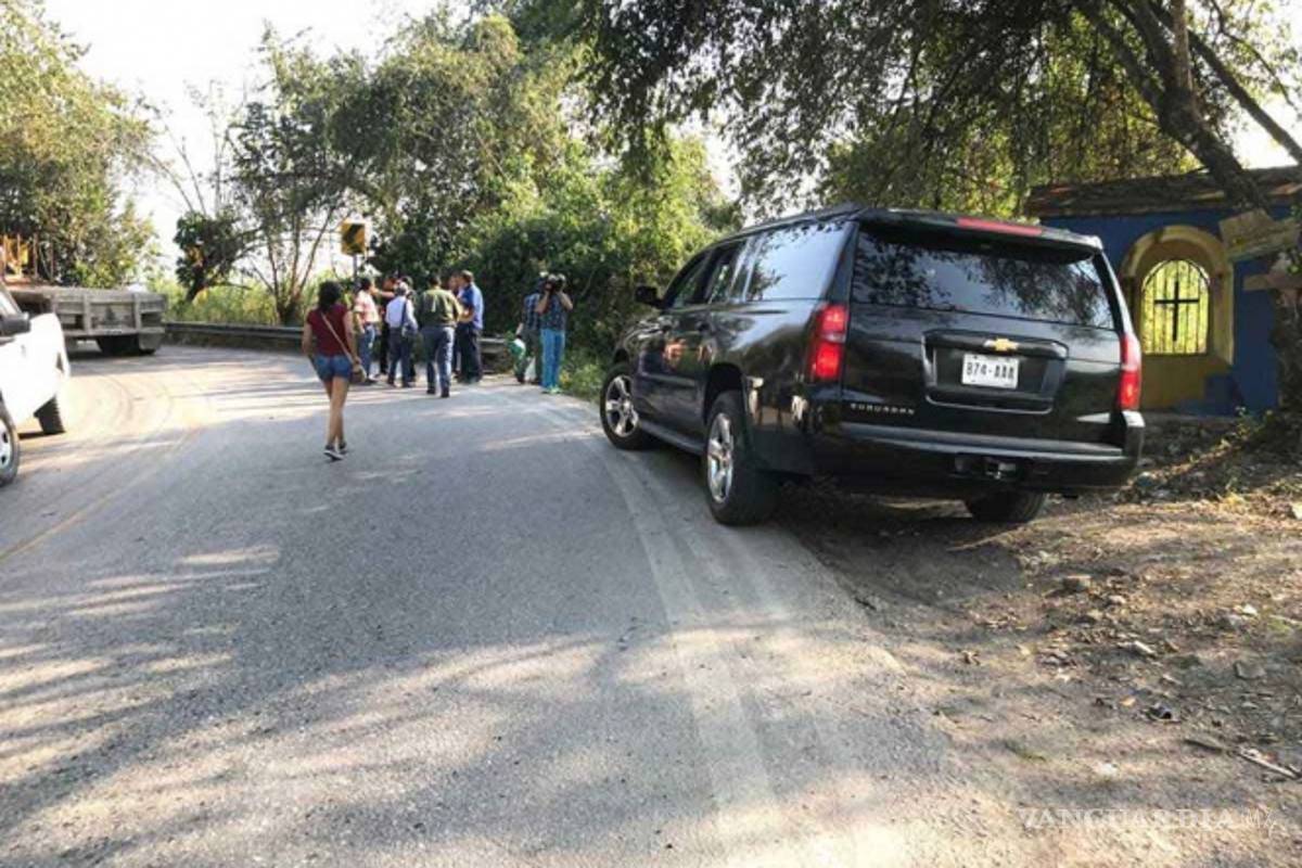 Caravana de AMLO sufre accidente en carretera de SLP