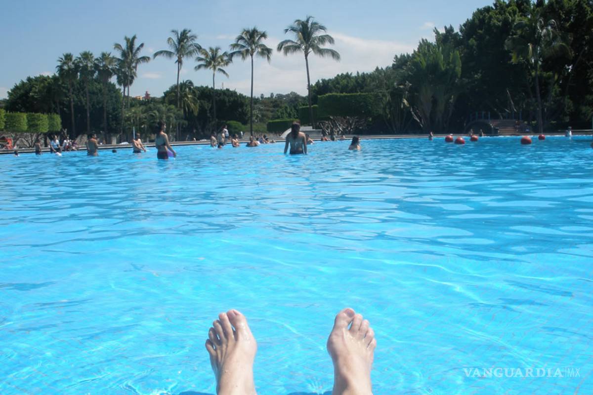 Autorizan apertura de balnearios y clausuran un negocio en el primer día