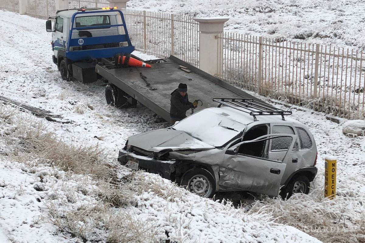 Hielo y velocidad: una mala combinación en libramiento Oscar Flores Tapia