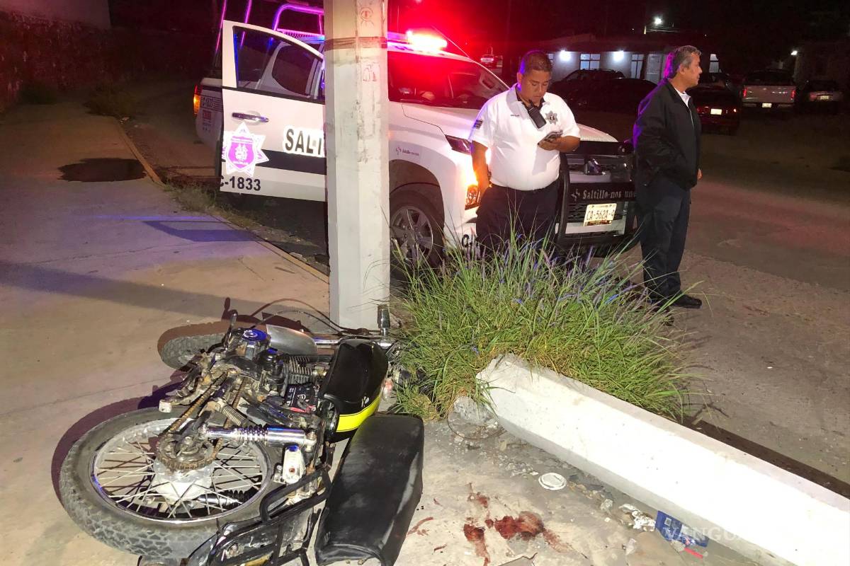 $!La motocicleta fue remolcada al corralón, donde permanecerá hasta que se paguen las multas correspondientes por el incidente.